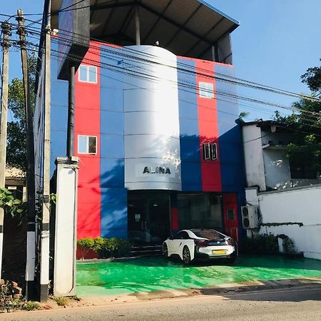 Alina Budget Hotel Kaduwela Exteriér fotografie