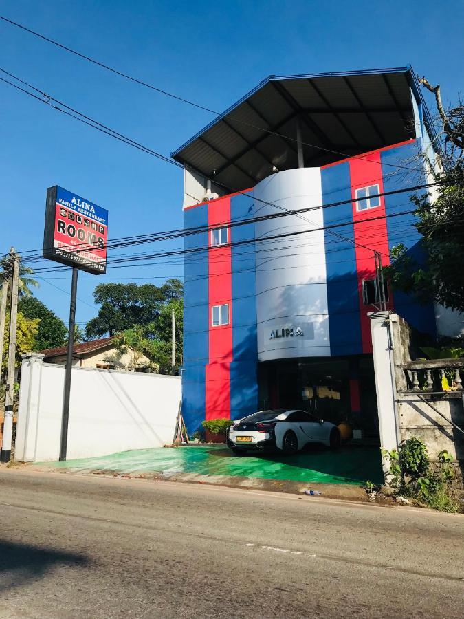 Alina Budget Hotel Kaduwela Exteriér fotografie